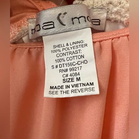 Women’s/junior summer dress peach with cream bottom. Medium - Picture 4 of 4